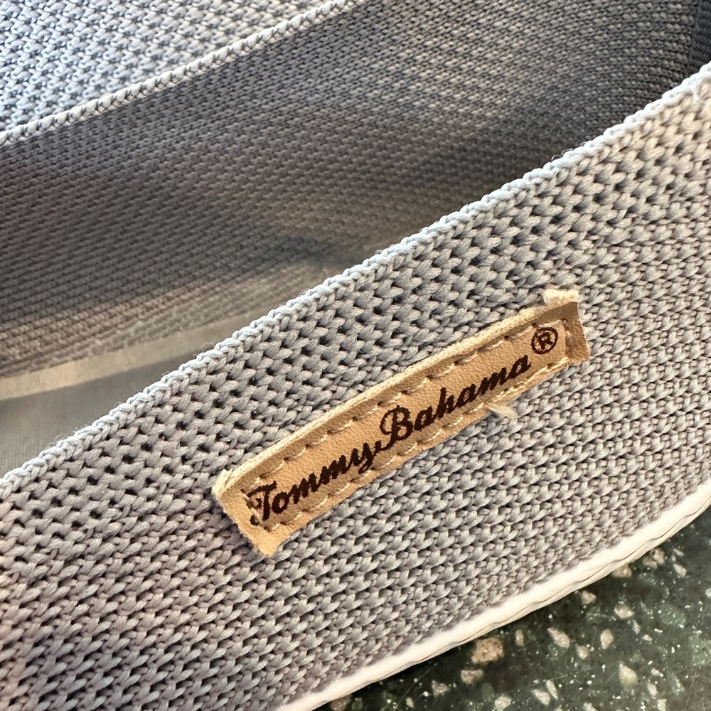 Tommy Bahama Women’s Sz 10 Slip On Blue Shoes - Picture 2 of 3